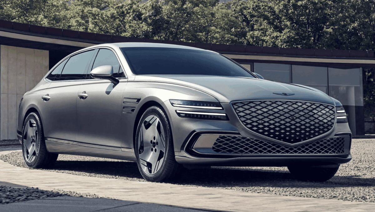 Genesis припиняє продажі автомобілів з двигуном внутрішнього згоряння у Великобританії, переходячи на електричну лінійку
