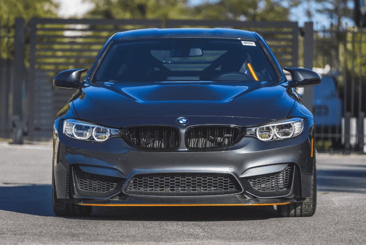 Рідкісне авто BMW M4 GTS повертається на ринок