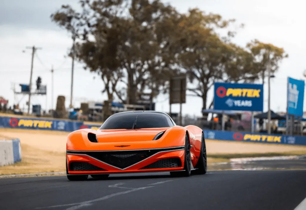 Genesis презентує концепти на трасі Маунт-Панорама перед 12 годинами Батерста