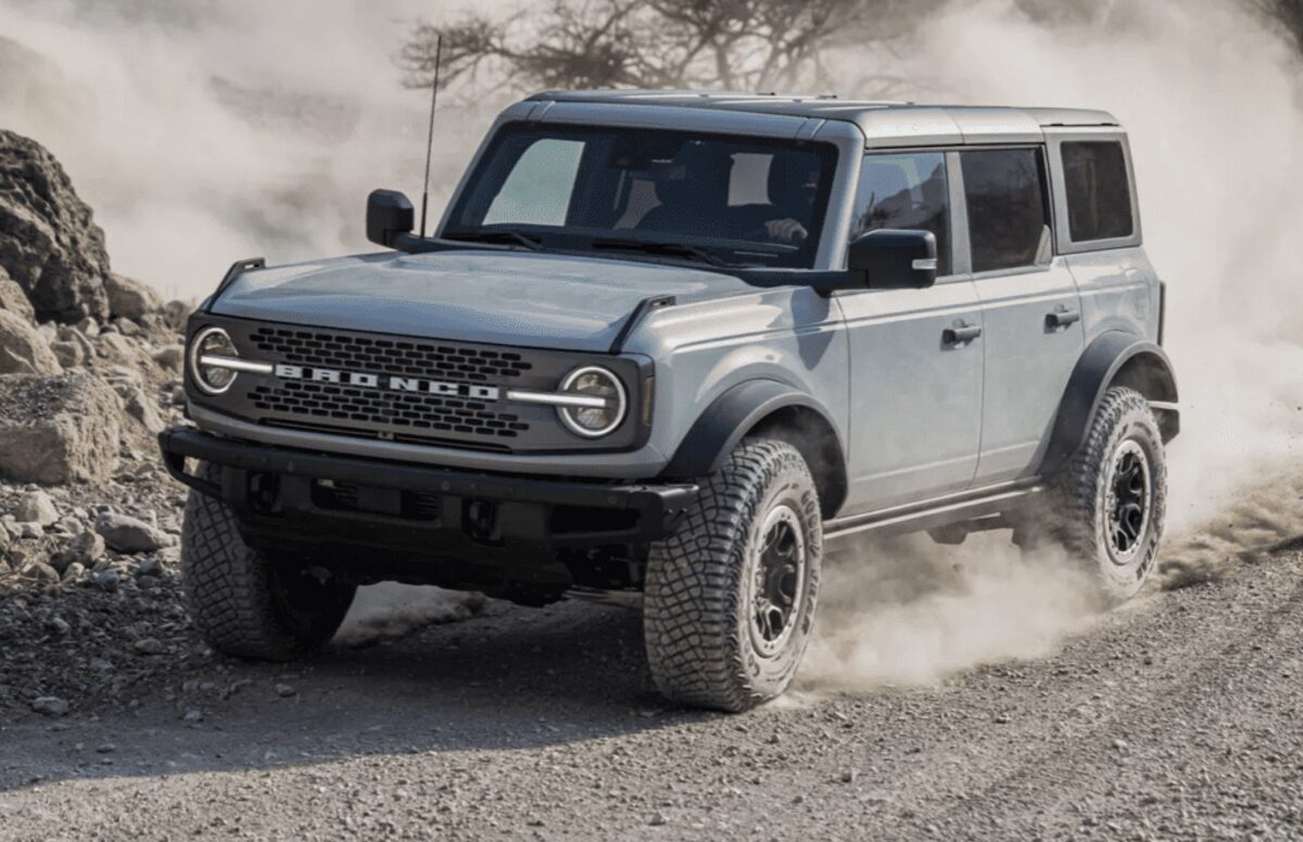 Ford відкликає майже 150 000 Bronco через проблеми з амортизаторами