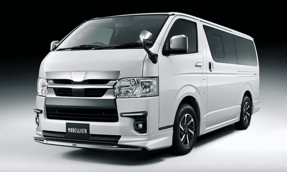 Toyota Gazoo Racing представляє стильні оновлення для HiAce від GR Parts