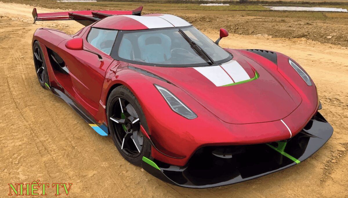 В’єтнамські майстри створили копію Koenigsegg Jesko зі старої Toyota