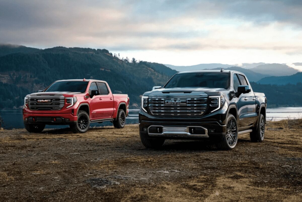 GMC відкликає понад 70 тисяч пікапів Sierra 1500 через ризик від’єднання решітки радіатора