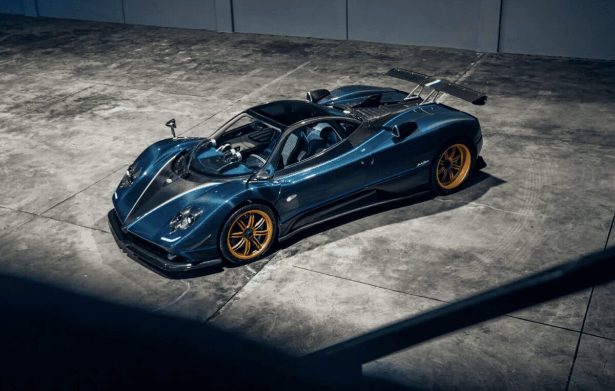 Pagani Zonda Tricolore виставлена на аукціон і може встановити рекорд