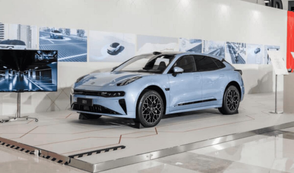 Zeekr представила інтелектуальну систему G-Pilot для автономного водіння