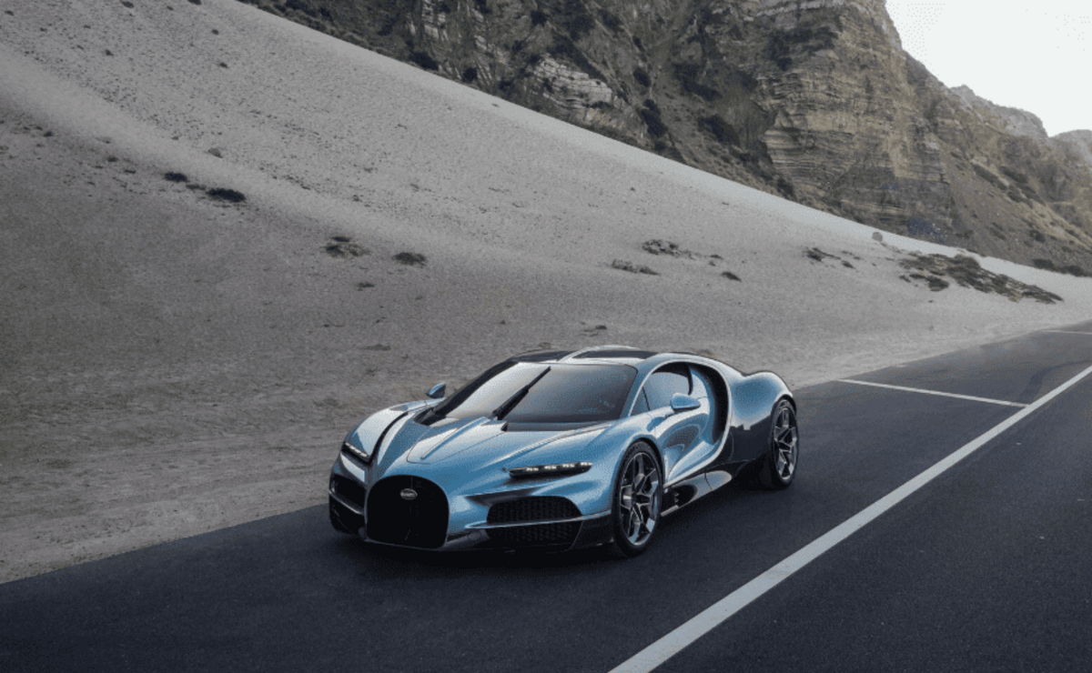 Bugatti презентує новий пакет Équipe Pur Sang для Tourbillon