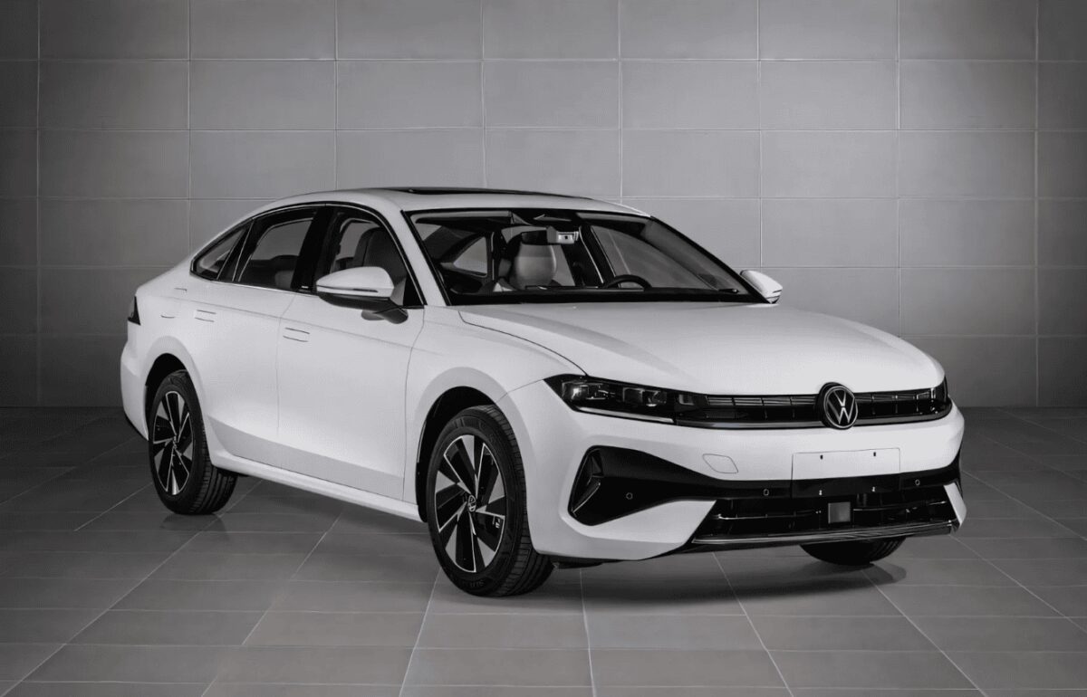 Volkswagen представив оновлений седан Sagitar для китайського ринку