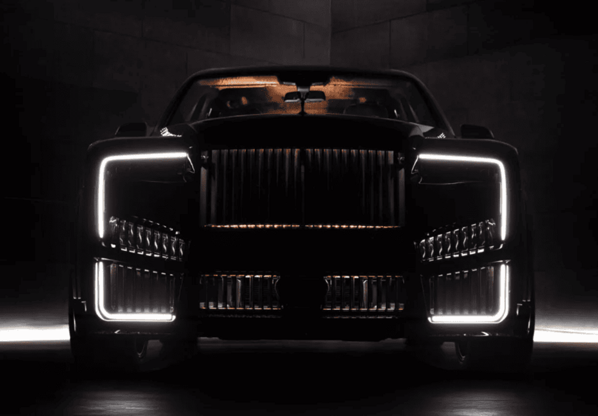 Mansory представляє ексклюзивний Rolls-Royce Cullinan Linea D’Arabo