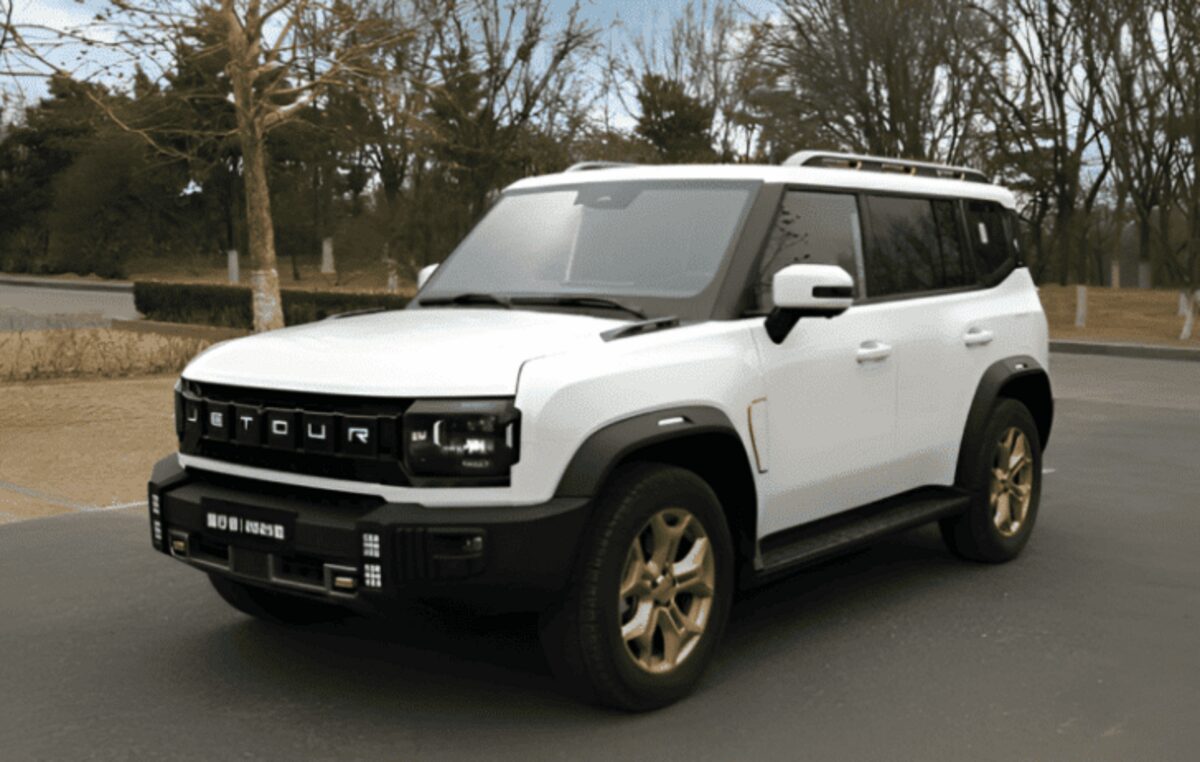 Chery Jetour готується до випуску оновленого позашляховика Traveller 2025 року