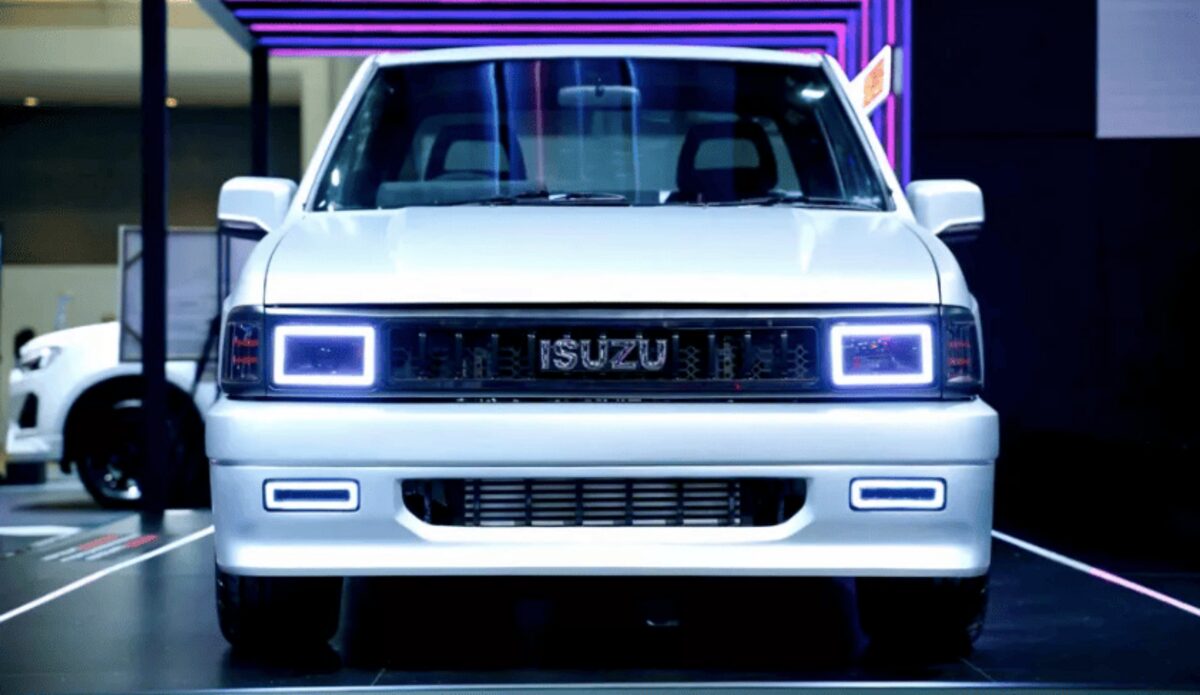 Isuzu представила Dragon Max – ретро-вантажівку з сучасним характером