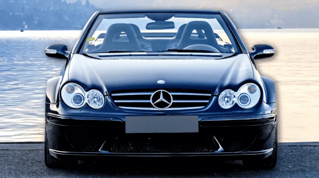 Mercedes-Benz CLK AMG DTM Cabriolet — це не просто модифікований CLK, а справжній трековий монстр у кузові люксового кабріолета (Фото)