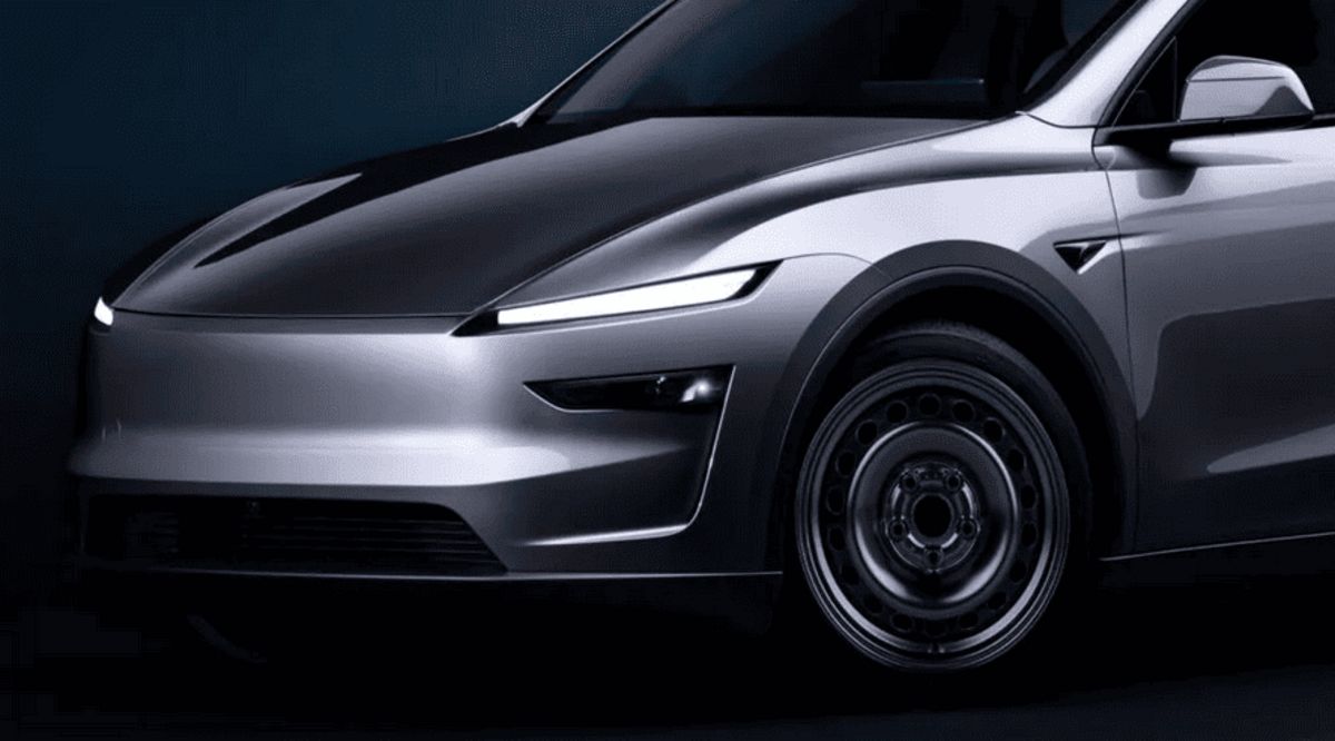 Tesla відкладає запуск дешевшої Model Y, готує спрощену Model 3