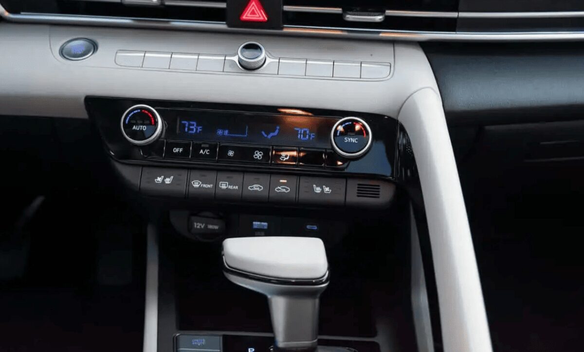 Hyundai зберігає фізичні кнопки в майбутніх моделях