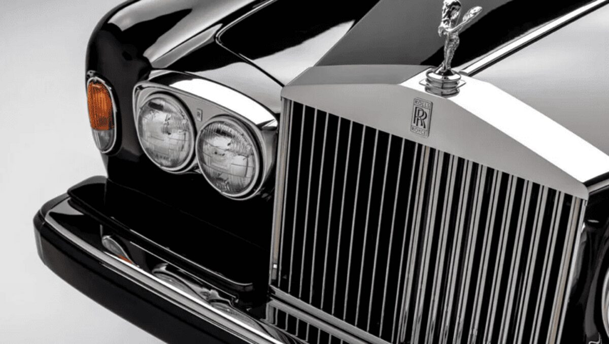 Авто-легенда на продаж: Rolls-Royce Вейна Ґрецкі шукає нового власника