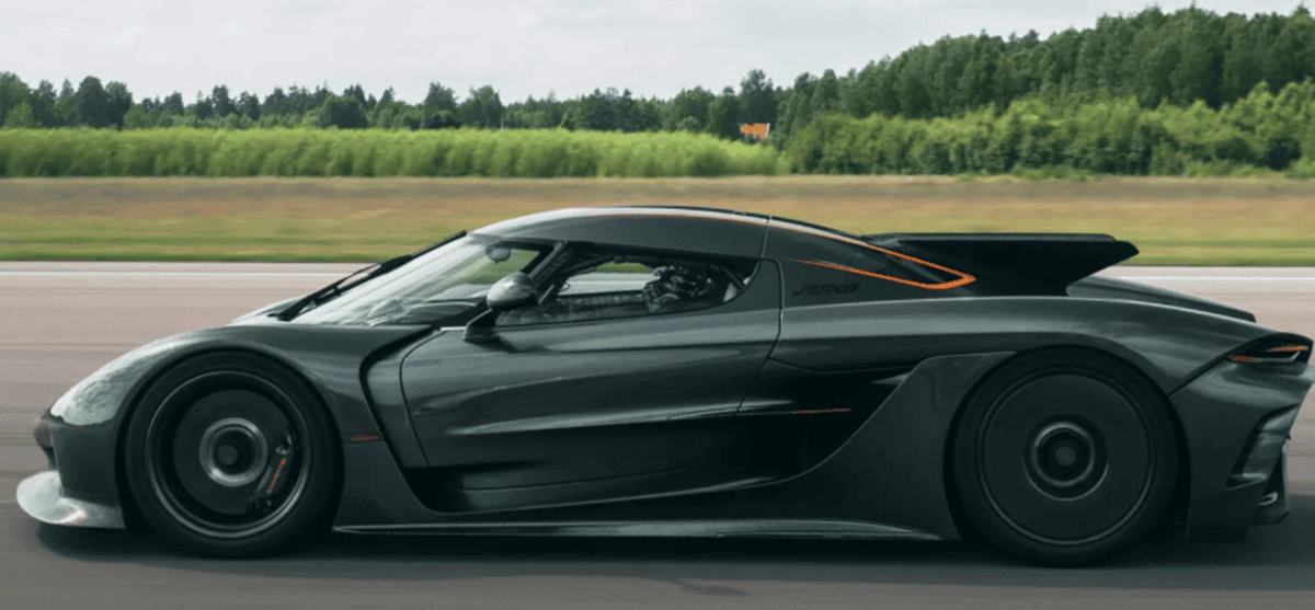 Koenigsegg Jesko Absolut б’є рекорди швидкості (відео)