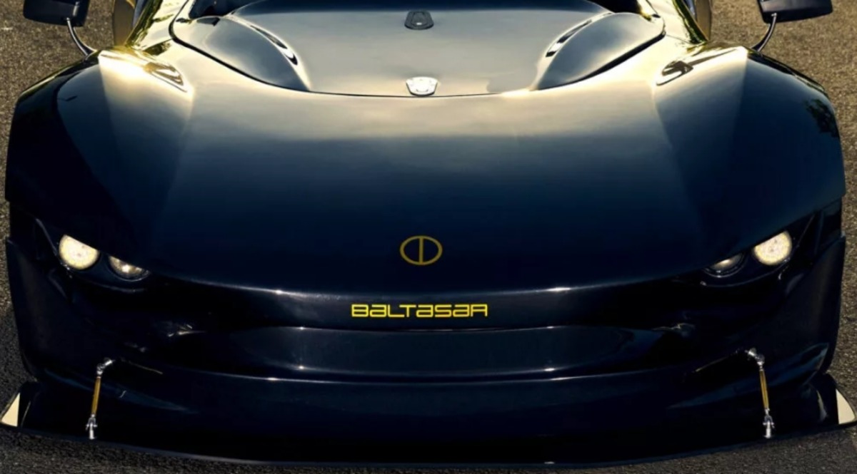 Електричний монстр для треку важить менше, ніж Miata, і заряджається швидше, ніж ти встигнеш приготувати каву