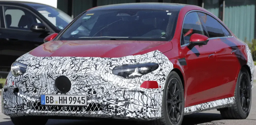Mercedes-AMG CLA EV помічений перед запуском