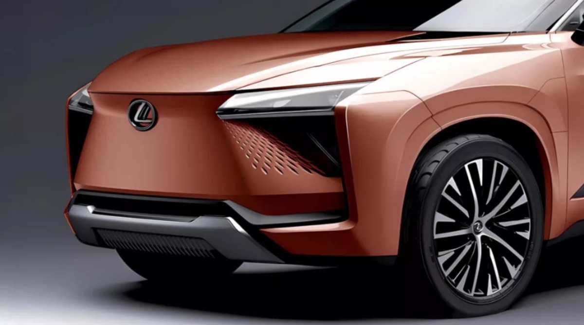 Lexus готує відповідь Kia EV9 – електричний SUV на три ряди