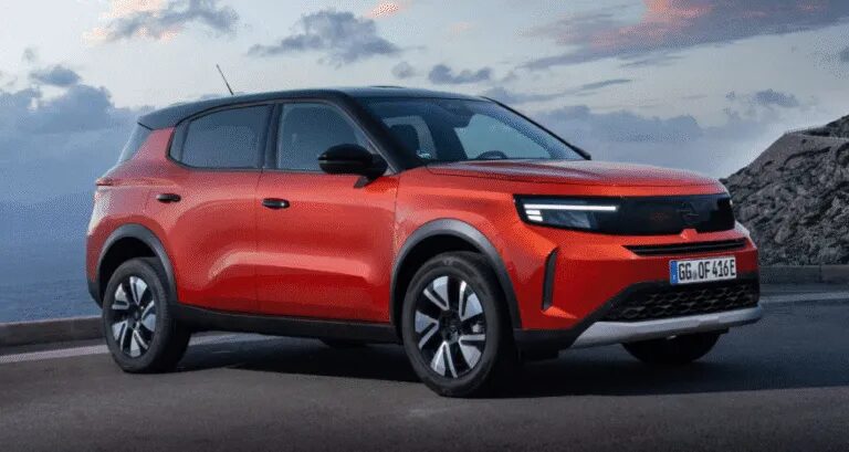 SUV від Stellantis проти Dacia Duster