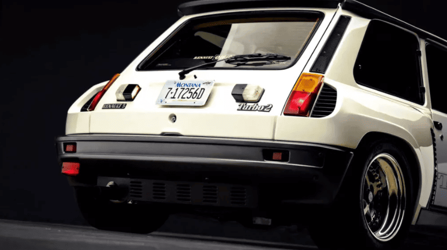 Інноваційна модифікація під задньою кришкою Renault Turbo 2 (відео)