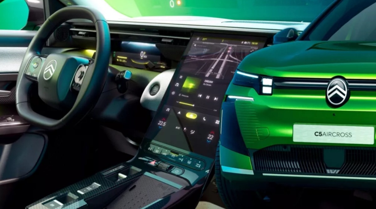 Citroën  показав модель з гігантським екраном (фото)