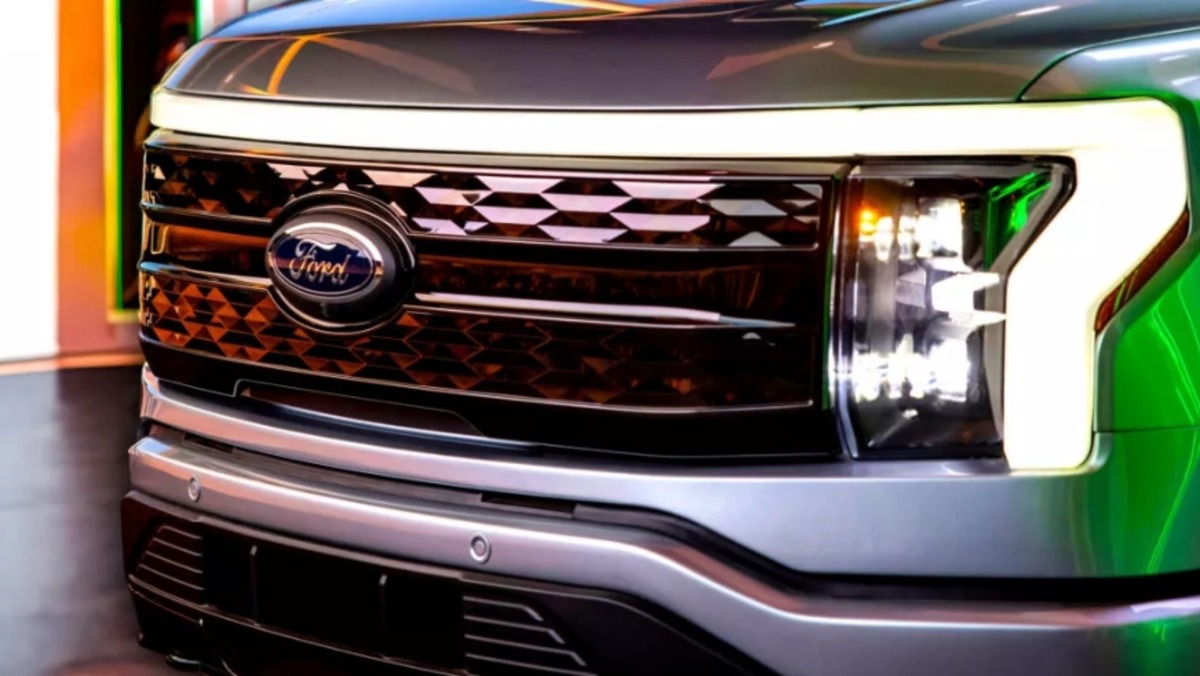 Ford Lightning із сюрпризом