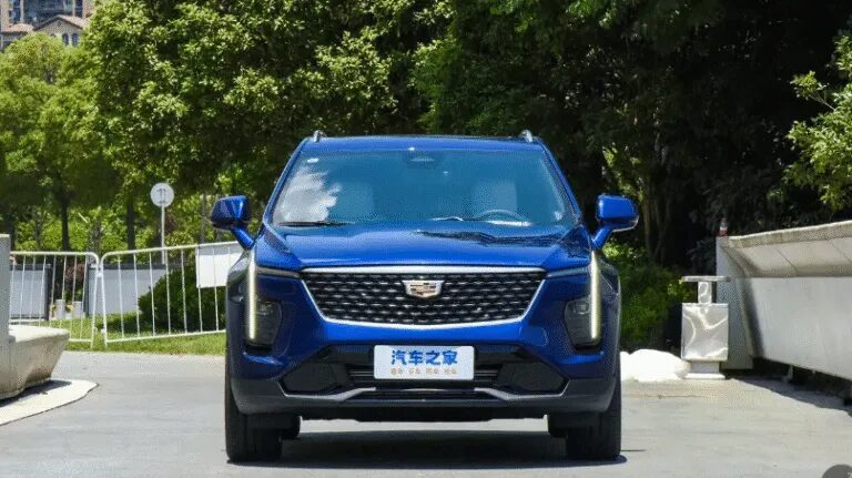 Китайський XT4: преміум-кросовер за ціною бюджетника