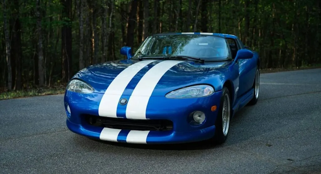Рідкісна версія Dodge Viper в стилі Shelby