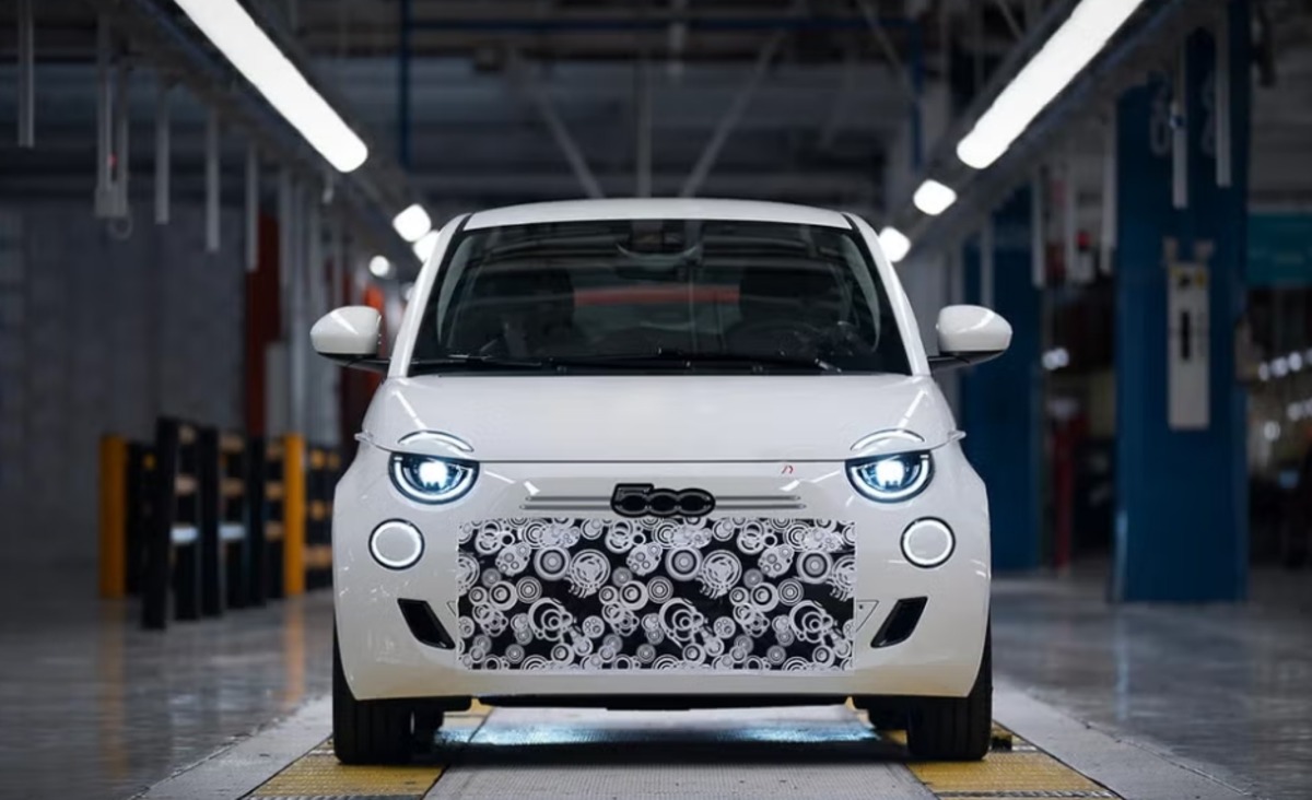 Fiat 500 Hybrid отримає механічну коробку передач