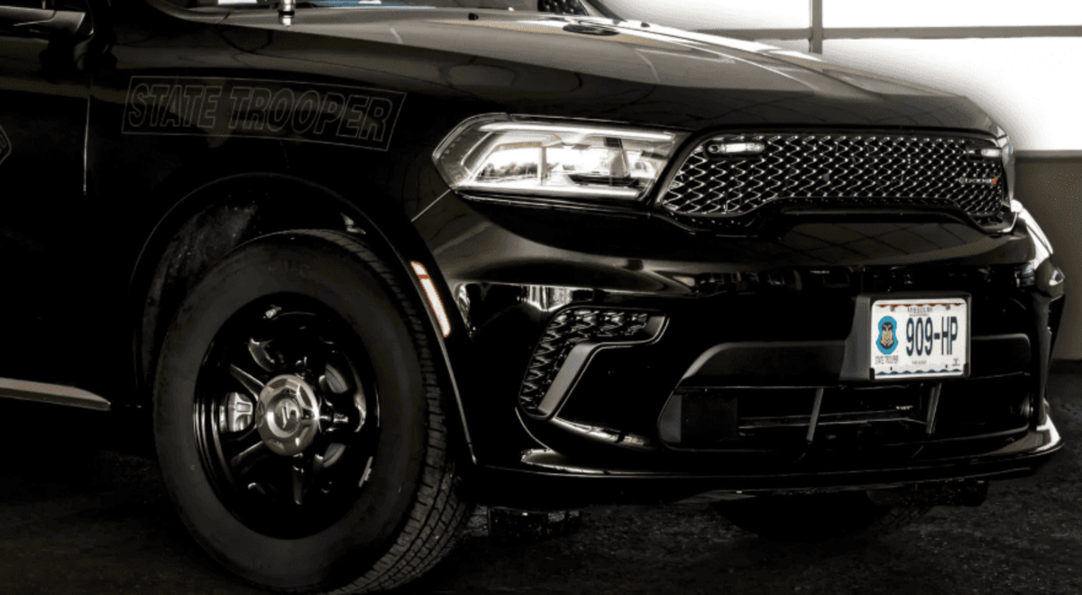 Durango без номерів: хто і навіщо їздить позаду