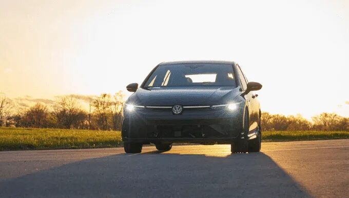 Volkswagen Golf втрачає позиції: легенда згасає