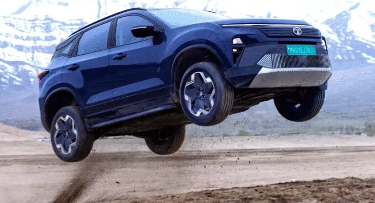 Компанія JLR випустила електричний SUV з режимом дрифту
