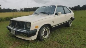 Pontiac T-1000 1987 року — не просто копія Chevette