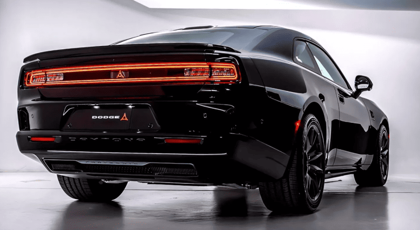 Задній хід без огляду: Chrysler відкликає сотні авто