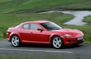 Mazda RX-8:доступна класика з роторним характером