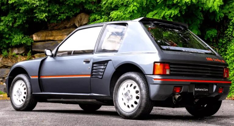 Peugeot 205 Turbo 16 — легенда ралі на аукціоні