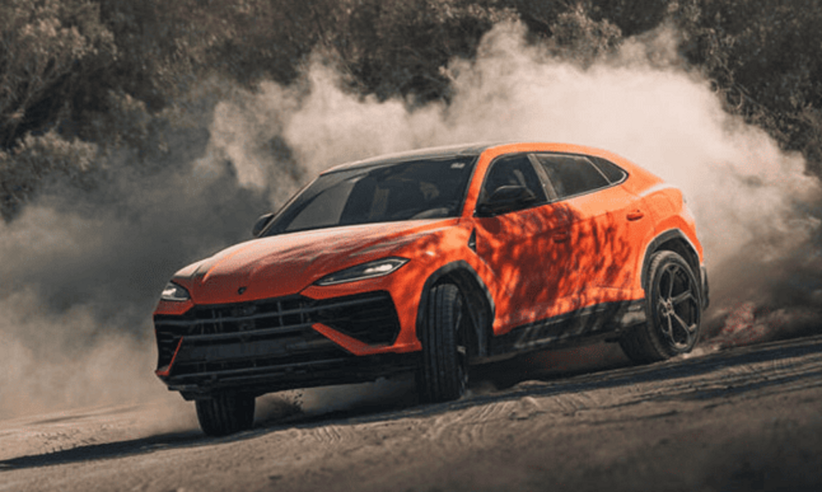 Lamborghini відкладає електричний Urus