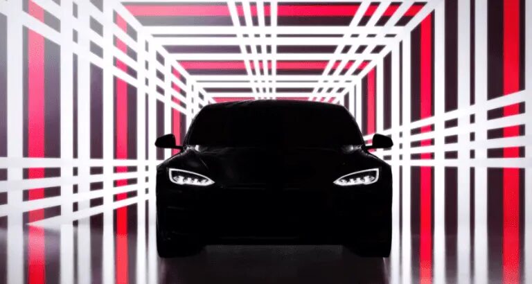 Tesla та інші електромобілі різко втрачають у ціні