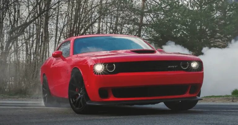 Dodge обирає старі добрі двигуни pushrod V8