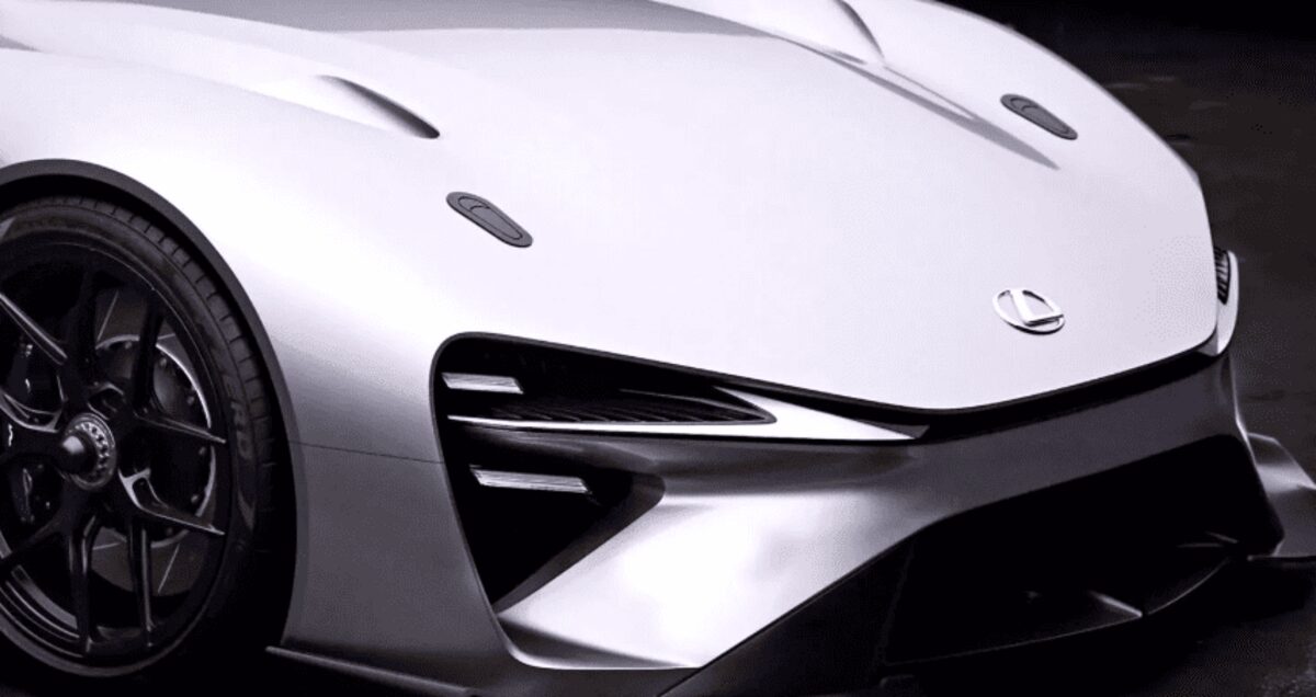 Lexus змінює стратегію: баланс гібридів та електротяги