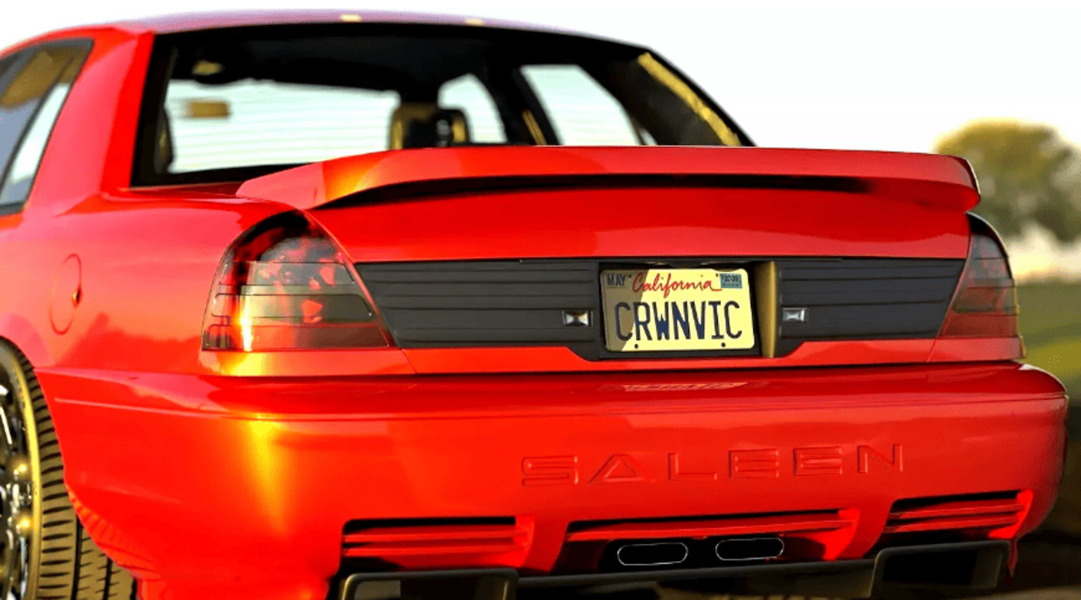 Crown Vic перетворився на спортседан (фото)