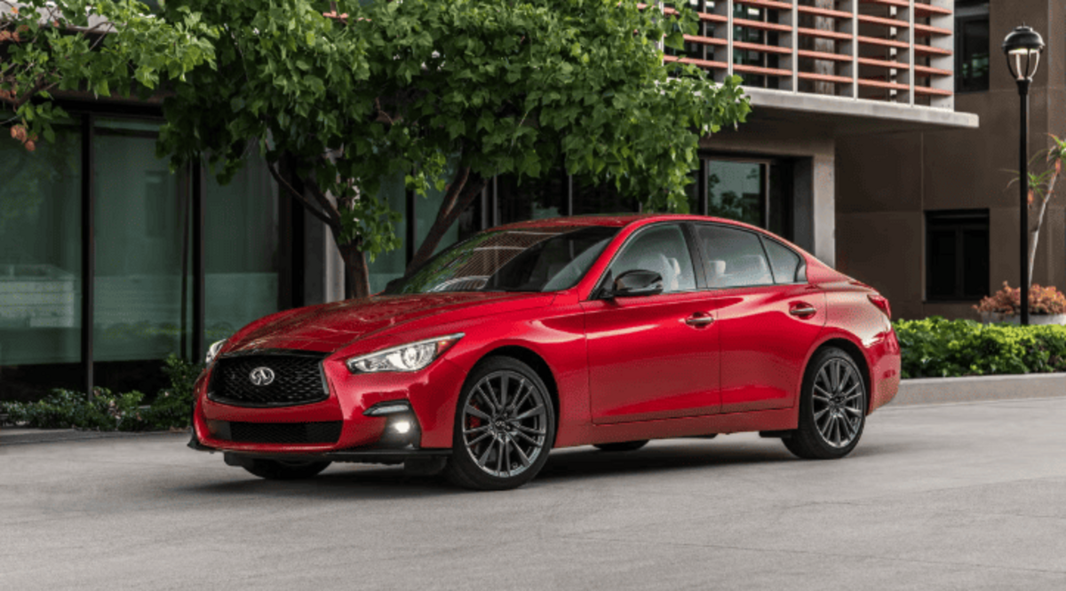 Infiniti відроджує легендарний седан Q50