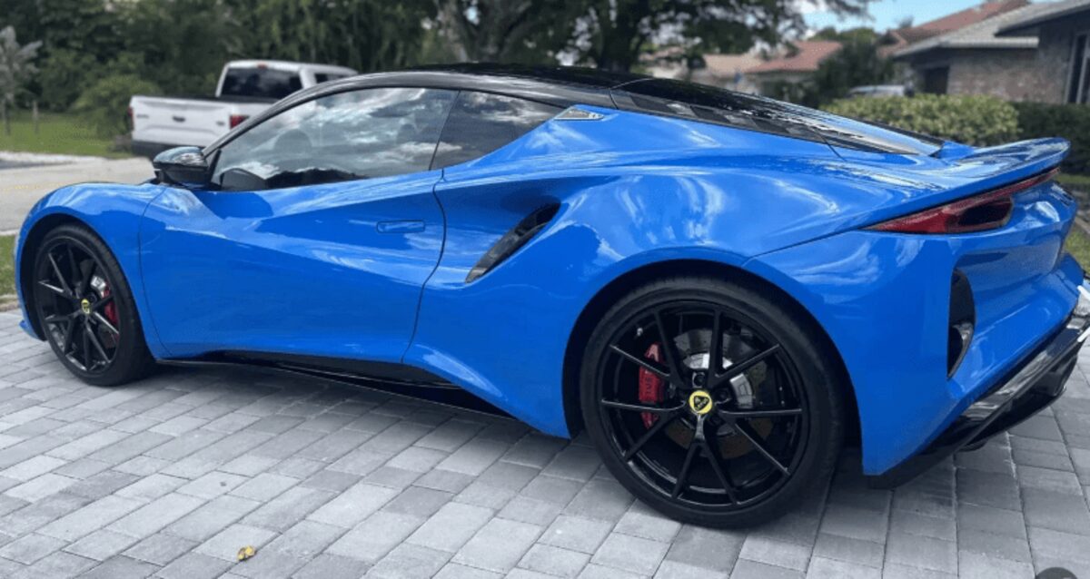 Спорткар від Lotus не викликав інтересу