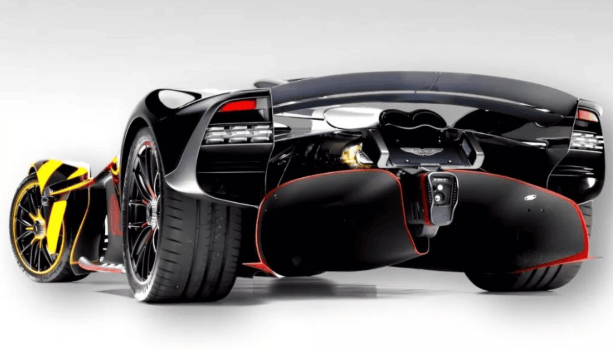 Гіперкар Aston Martin Valkyrie з лімітованої серії (фото)