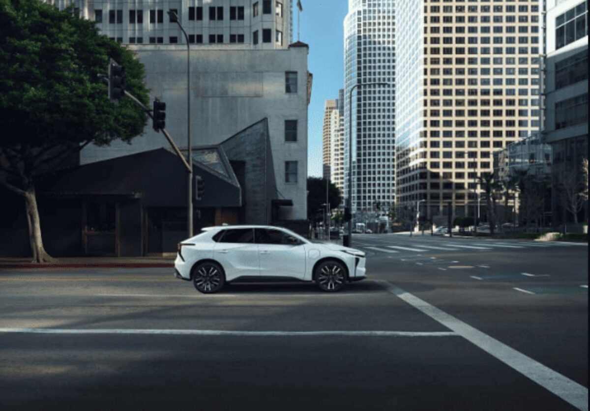 bZ та Solterra: що пропонують Toyota і Subaru
