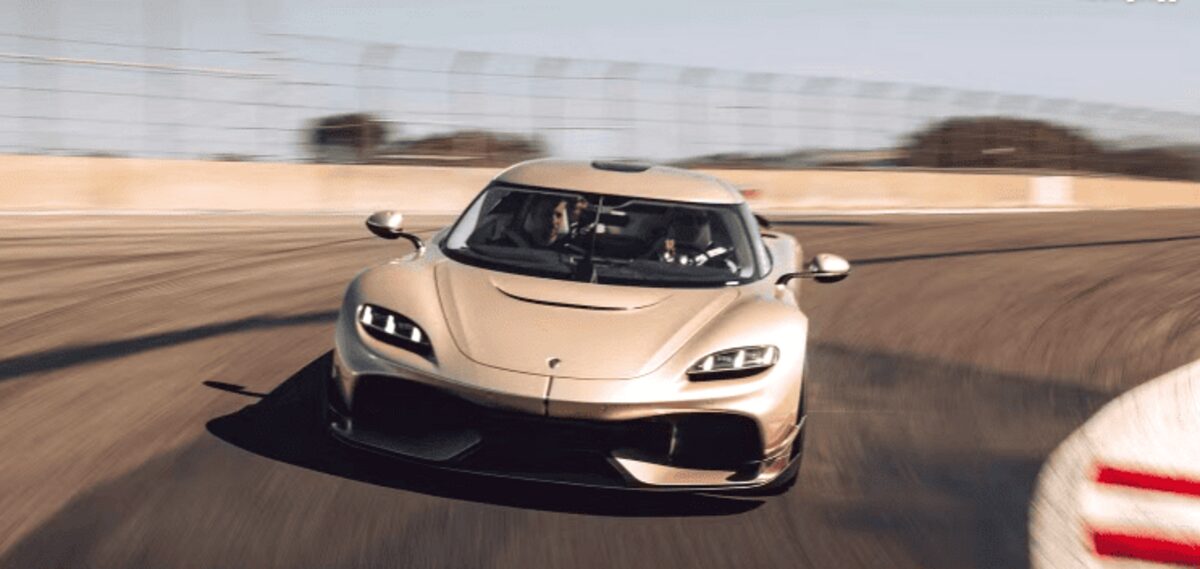 Чотиримісний гіперкар Koenigsegg отримав апгрейд