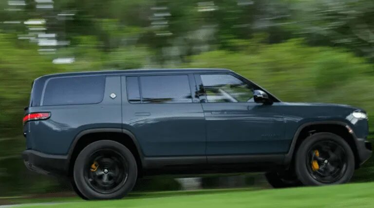 Rivian R1S: вдосконалений електропозашляховик (огляд+фото)