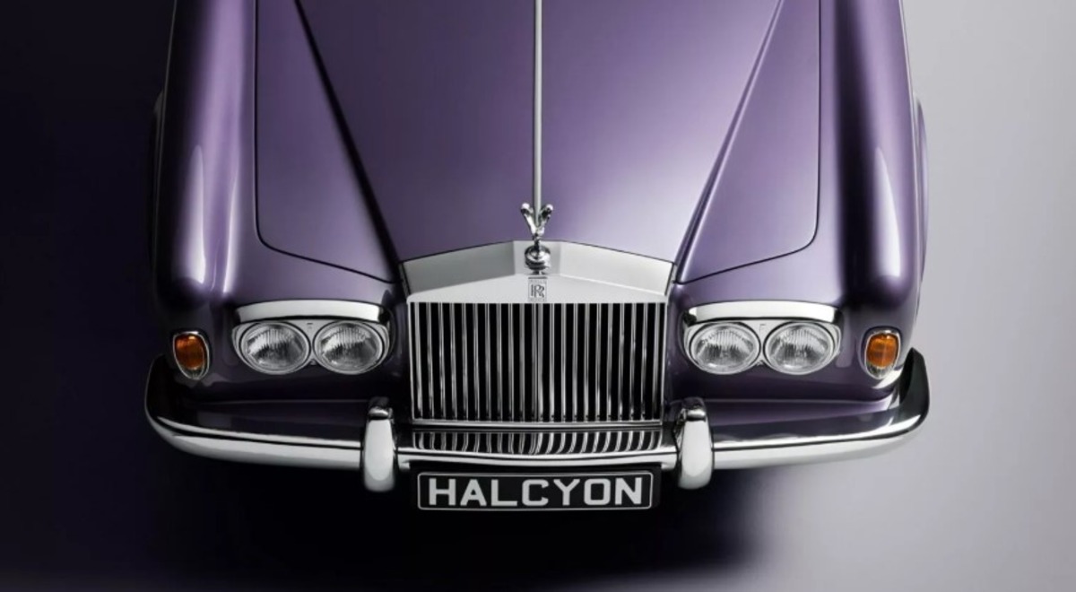 Яхта на колесах : Corniche стає електромобілем (фото)