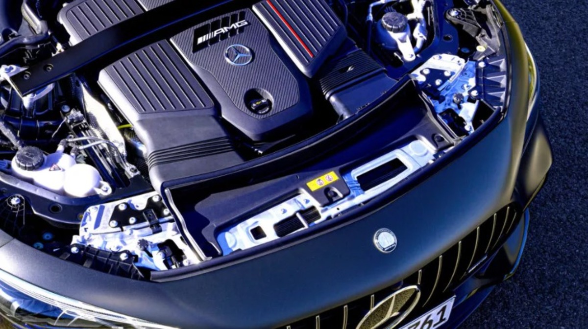 Mercedes визнав провал чотирициліндрового C63(фото)