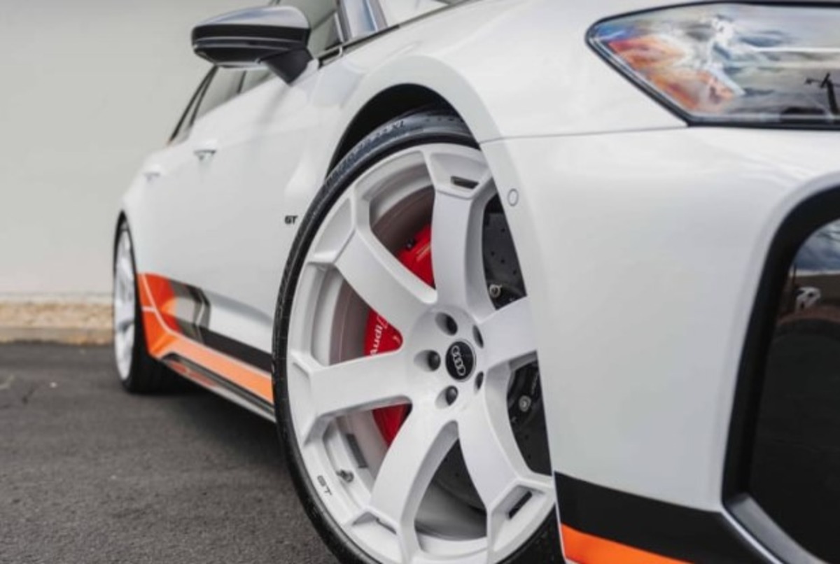 Audi скасувала RS6 e-tron: ікона зберегла рев мотора